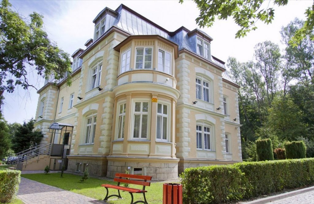 Sanatorium uzdrowiskowe Zimowit w Dusznikach-Zdroju