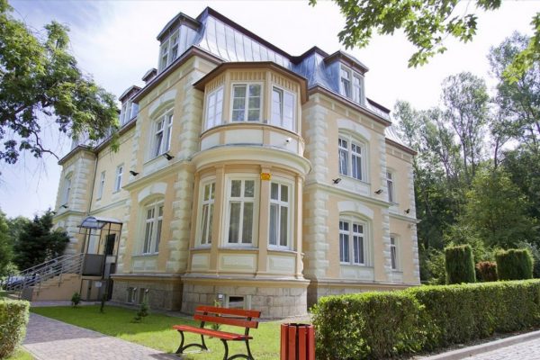 Sanatorium uzdrowiskowe Zimowit w Dusznikach-Zdroju