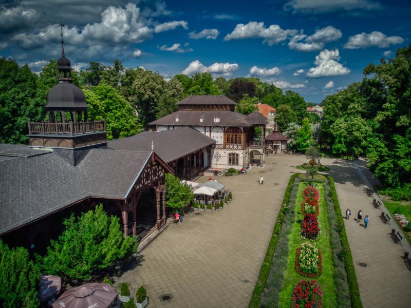 Dom Zdrojowy w Szczawnie-Zdroju