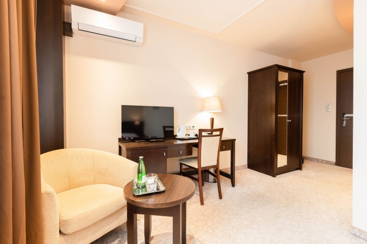 Hotel ,,Kudowa **** Manufaktura Relaksu” w Kudowie-Zdroju