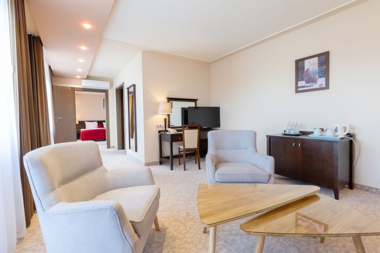 Hotel ,,Kudowa **** Manufaktura Relaksu” w Kudowie-Zdroju