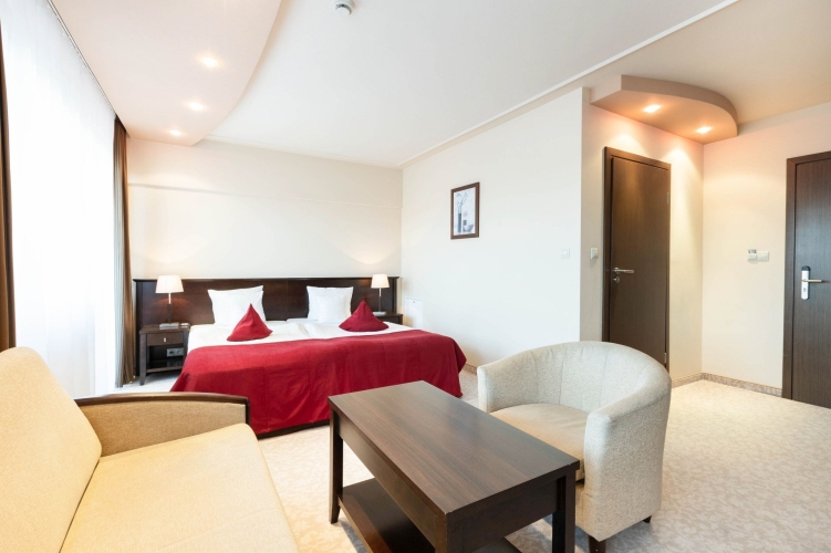 Hotel ,,Kudowa **** Manufaktura Relaksu” w Kudowie-Zdroju