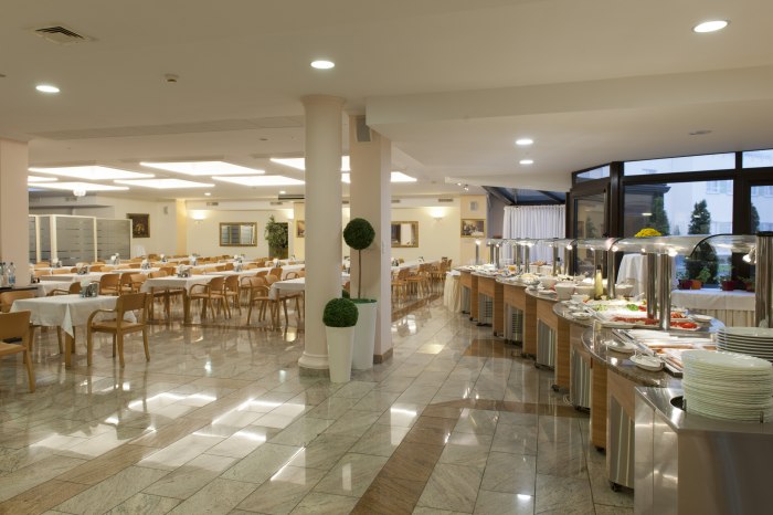 Klinika Uzdrowiskowa „Pod Tężniami" im. Jana Pawła II w Ciechocinku