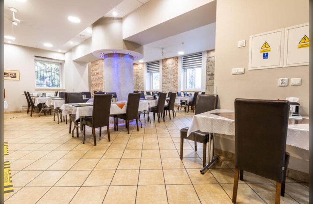 SANATORIUM UZDROWISKOWE MALWA W POLANICY ZDROJU