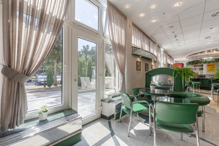 Hotel ,,Ustka” w Ustce