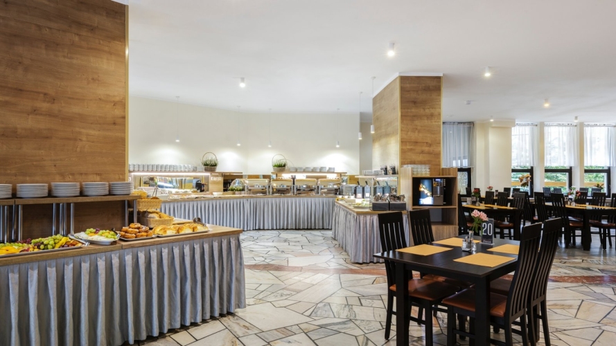 ,,INTERFERIE Aquapark Sport Hotel Malachit” w Świeradowie-Zdroju