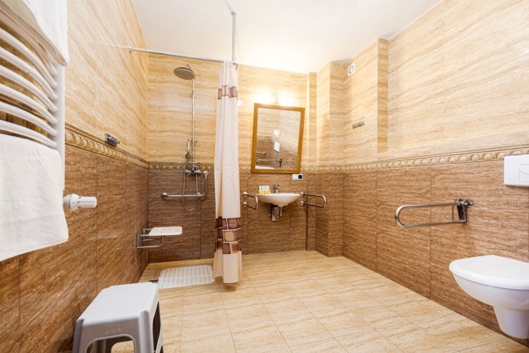 Hotel ,,Ustka” w Ustce