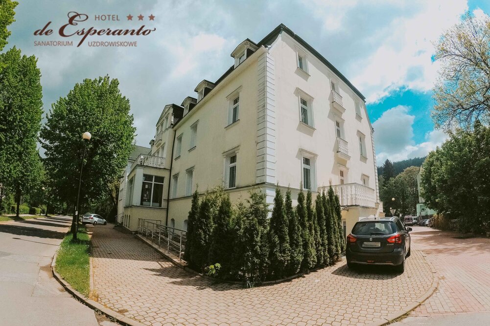 Sanatorium Uzdrowiskowe De Esperanto Medical & SPA w Dusznikach-Zdroju