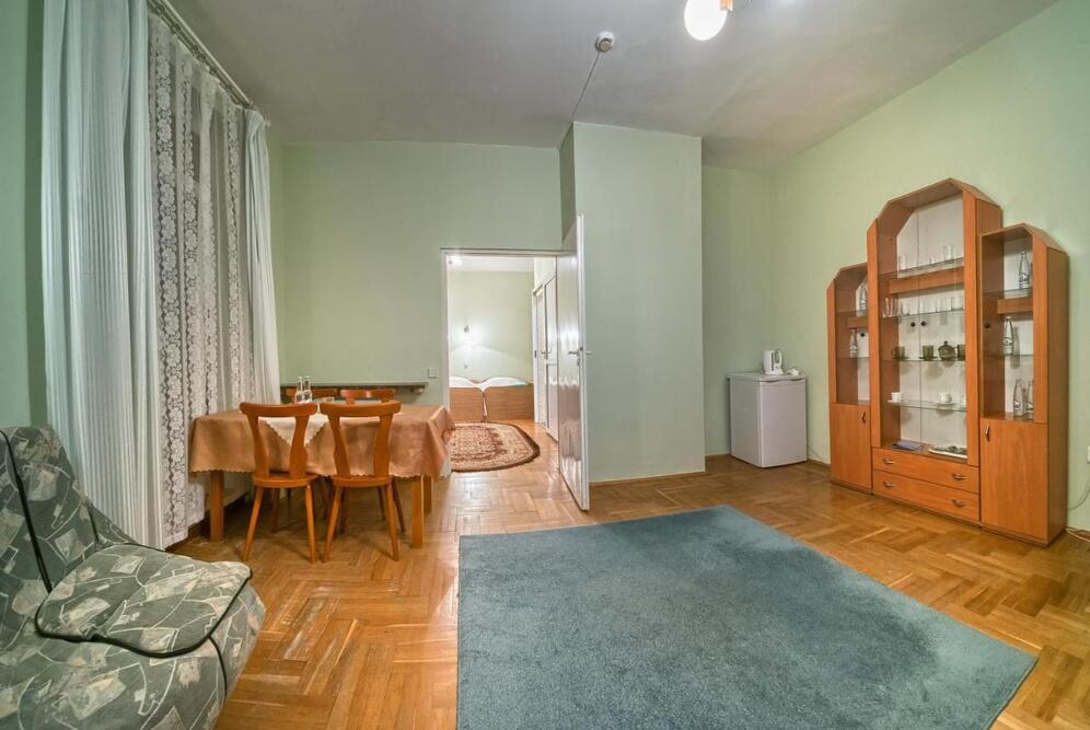 Nowy Dom Zdrojowy w Krynicy-Zdroju (Uzdrowisko Krynica-Żegiestów)