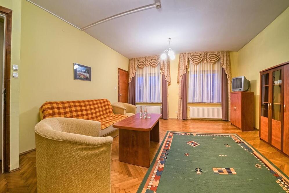 Nowy Dom Zdrojowy w Krynicy-Zdroju (Uzdrowisko Krynica-Żegiestów)