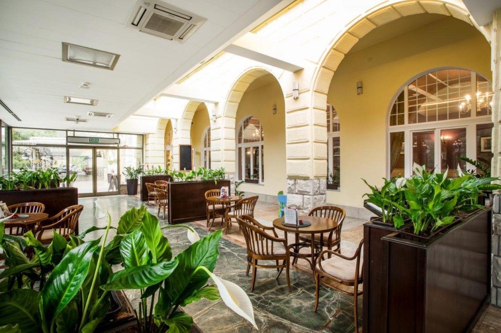 Sanatorium Uzdrowiskowe Wielka Pieniawa w Polanicy-Zdroju