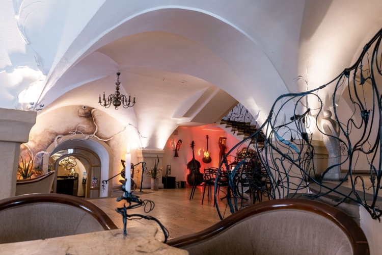 Hotel Kuracyjny „Caspar ***” w Cieplicach Śląskich-Zdroju