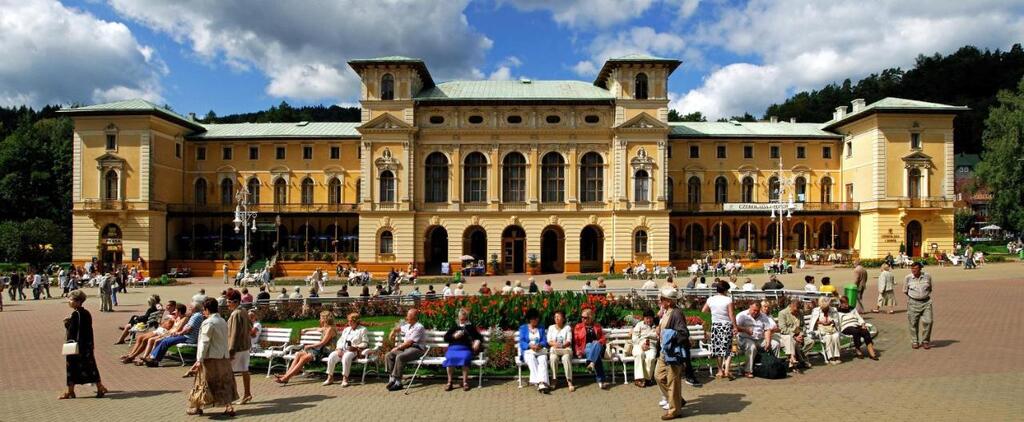 Stary Dom Zdrojowy w Krynicy-Zdroju (Uzdrowisko Krynica-Żegiestów)