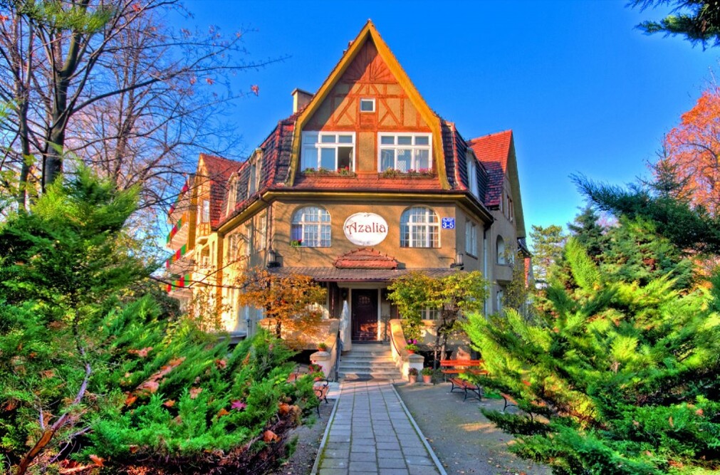 Sanatorium Uzdrowiskowe Azalia w Szczawnie-Zdroju