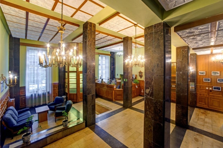 Sanatorium Uzdrowiskowe „Stare Łazienki” w Iwoniczu-Zdrowiu