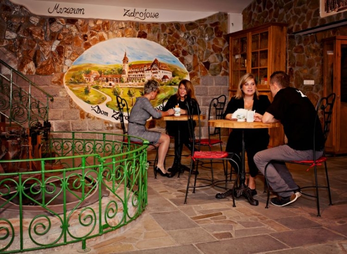 Dom Zdrojowy — Uzdrowisko Świeradów