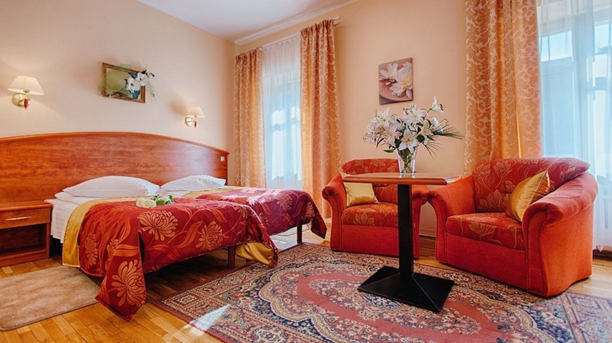 Hotel Kuracyjny „Caspar ***” w Cieplicach Śląskich-Zdroju