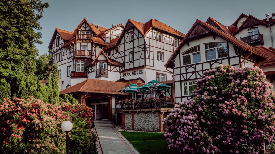 Park Hotel **** „KUR&SPA Buczyński” w Świeradowie-Zdroju