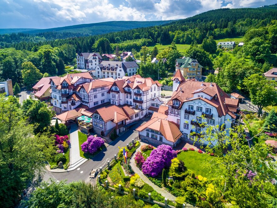 Park Hotel **** „KUR&SPA Buczyński" w Świeradowie-Zdroju