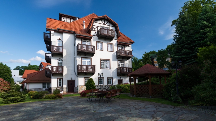 Park Hotel **** „KUR&SPA Buczyński” w Świeradowie-Zdroju