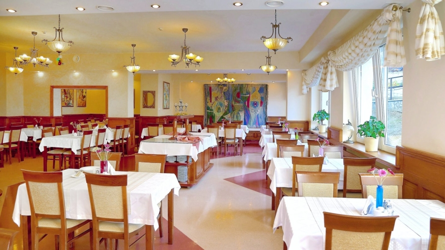 Park Hotel **** „KUR&SPA Buczyński” w Świeradowie-Zdroju