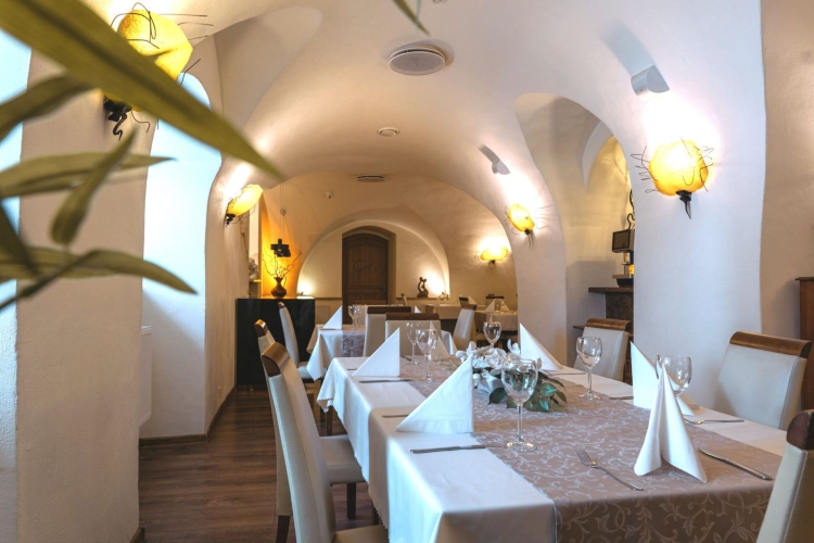 Hotel Kuracyjny „Caspar ***” w Cieplicach Śląskich-Zdroju