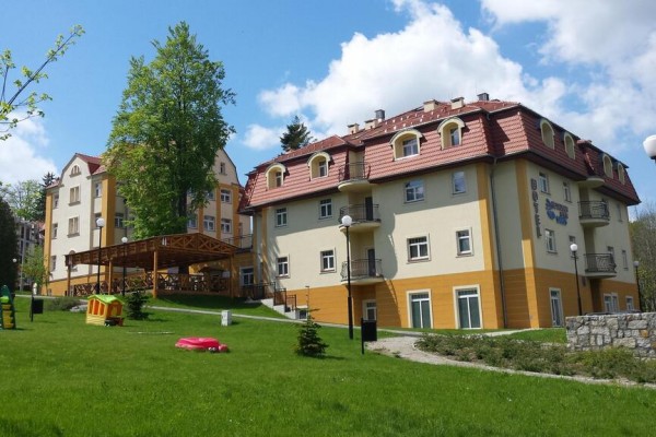 Hotel Zdrojowy Sanus w Świeradowie-Zdroju