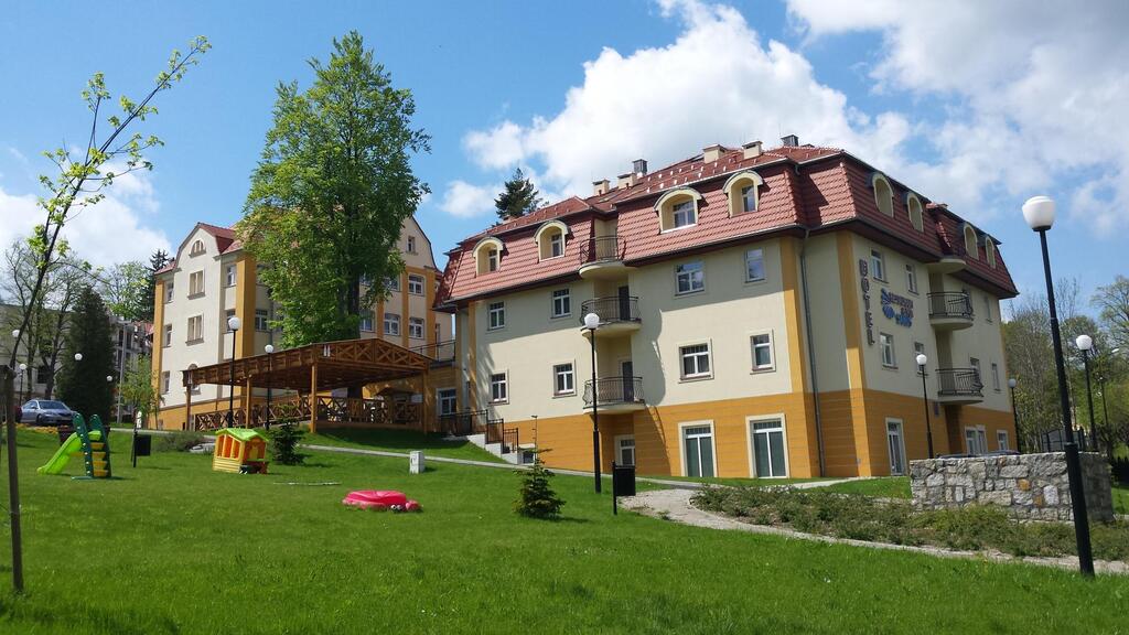 Hotel Zdrojowy Sanus w Świeradowie-Zdroju