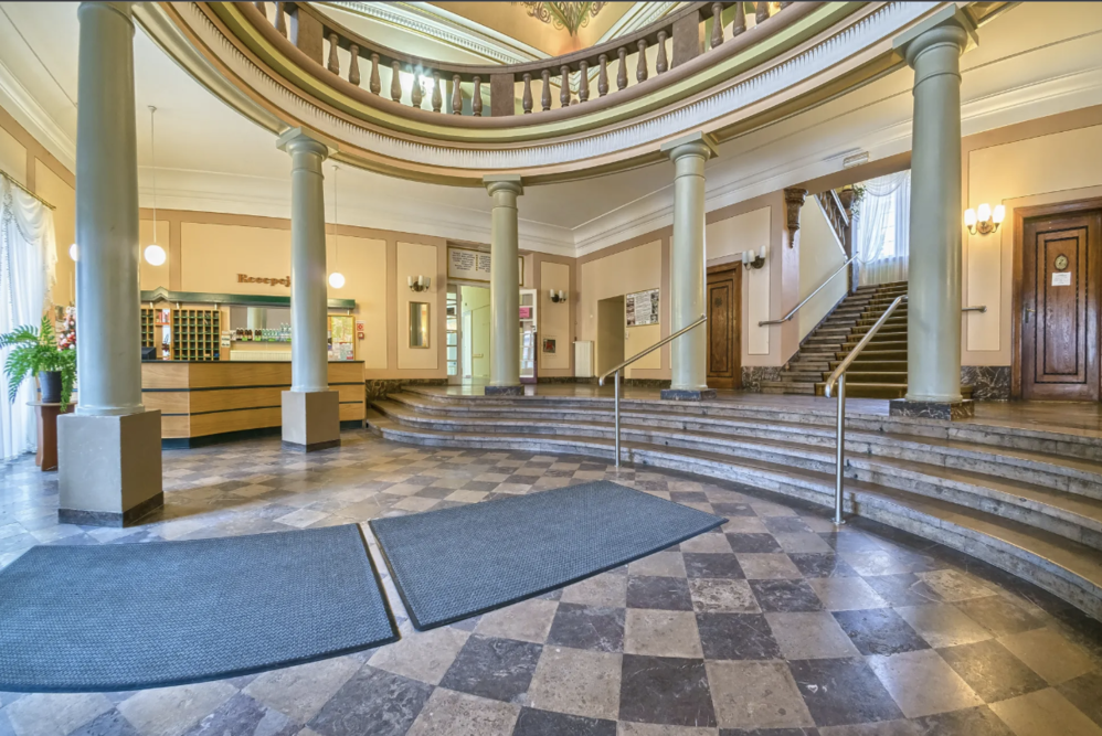 Nowe Łazienki Mineralne – Szpital Uzdrowiskowy w Krynicy-Zdroju