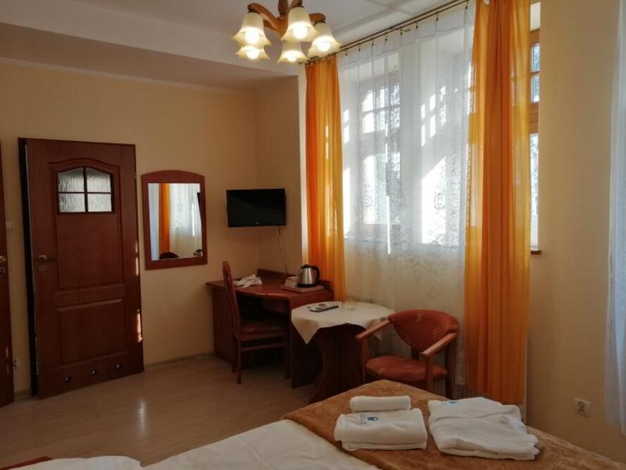 Sanatorium Uzdrowiskowe Dąbrówka w Szczawnie-Zdroju