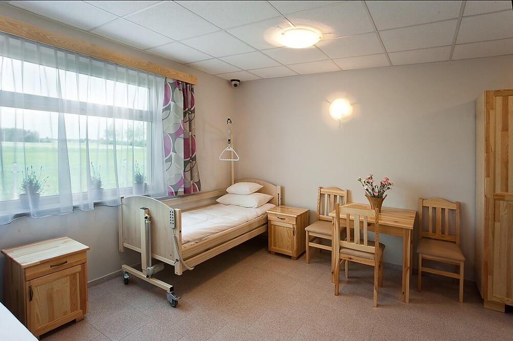 Dom Opieki dla Osób Starszych „Dęby" w Dobrych