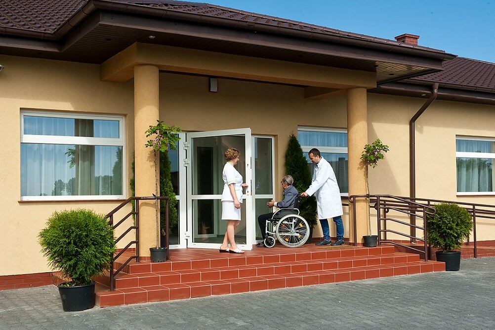 Dom Opieki dla Osób Starszych „Dęby" w Dobrych