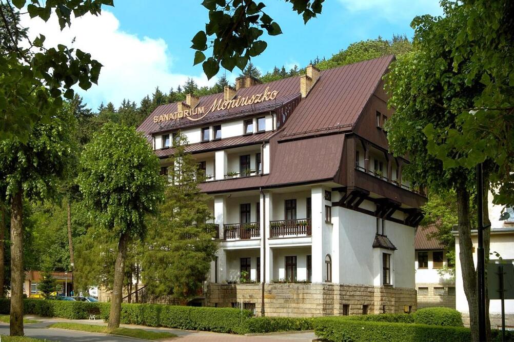 Sanatorium Uzdrowiskowe Moniuszko w Dusznikach-Zdroju