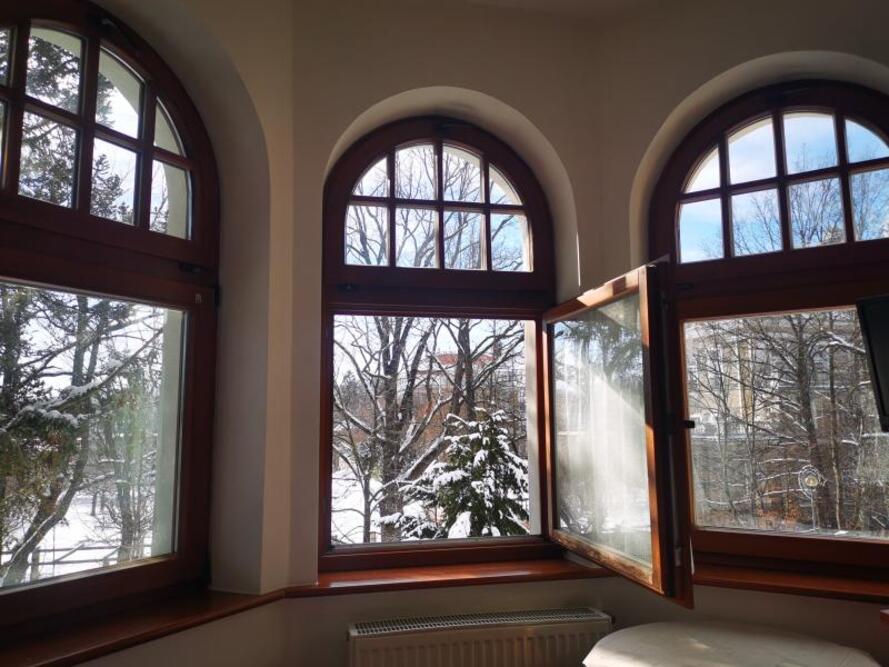 Sanatorium Uzdrowiskowe Dąbrówka w Szczawnie-Zdroju