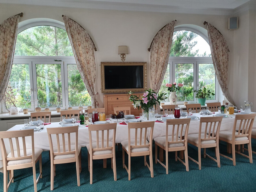 Dwór Seniora „Zielone Wzgórze" w Koleczkowie