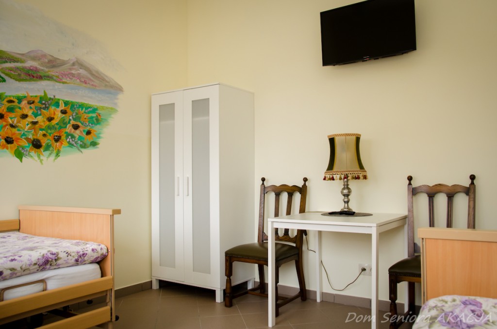 Na pensjonariuszy Domu Seniora „Akacja" w Łodzi czekają jasne i komfortowe pokoje 