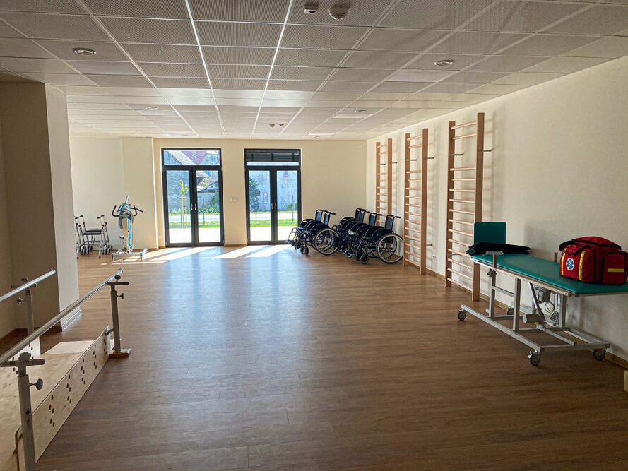 W Domu Seniora „Amazonka" w Mosznej znajduje się sala do ćwiczeń i rehabilitacji