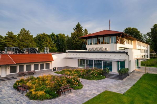 Dom Seniora „ROSE Senior Resort” w Jastrzębiej-Górze