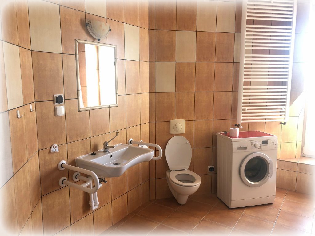 Centrum Rehabilitacji Geriatrycznej „Pałacyk Willa Mick" w Parowej