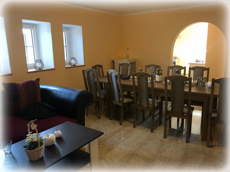 Centrum Rehabilitacji Geriatrycznej „Pałacyk Willa Mick" w Parowej