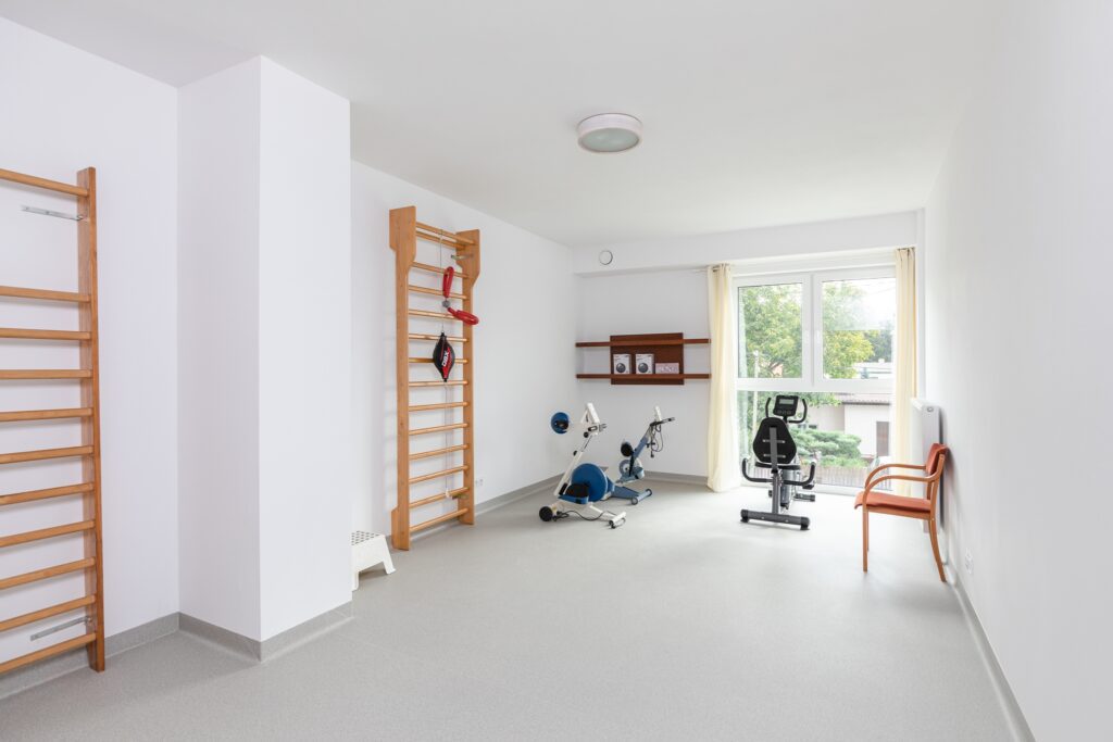 Dom Opieki „Senior Care" w Kazuniu Nowym dysponuje własną salą do rehabilitacji ruchowej