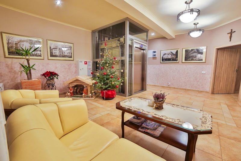 Pałac Seniora „Stary Klasztor" w Rokicinach Podhalańskich