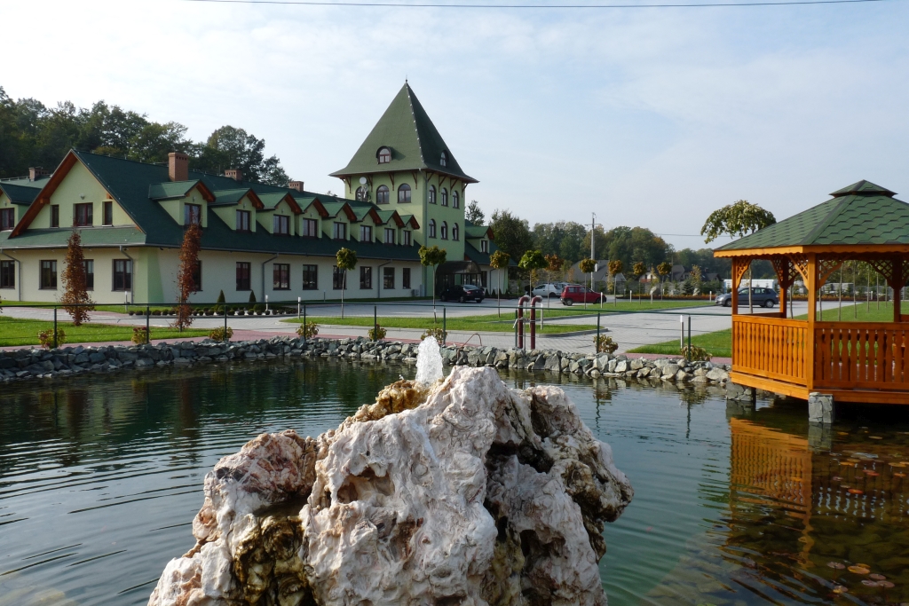 Dom Seniora „Paraiso” w Brennej i jego otoczenie