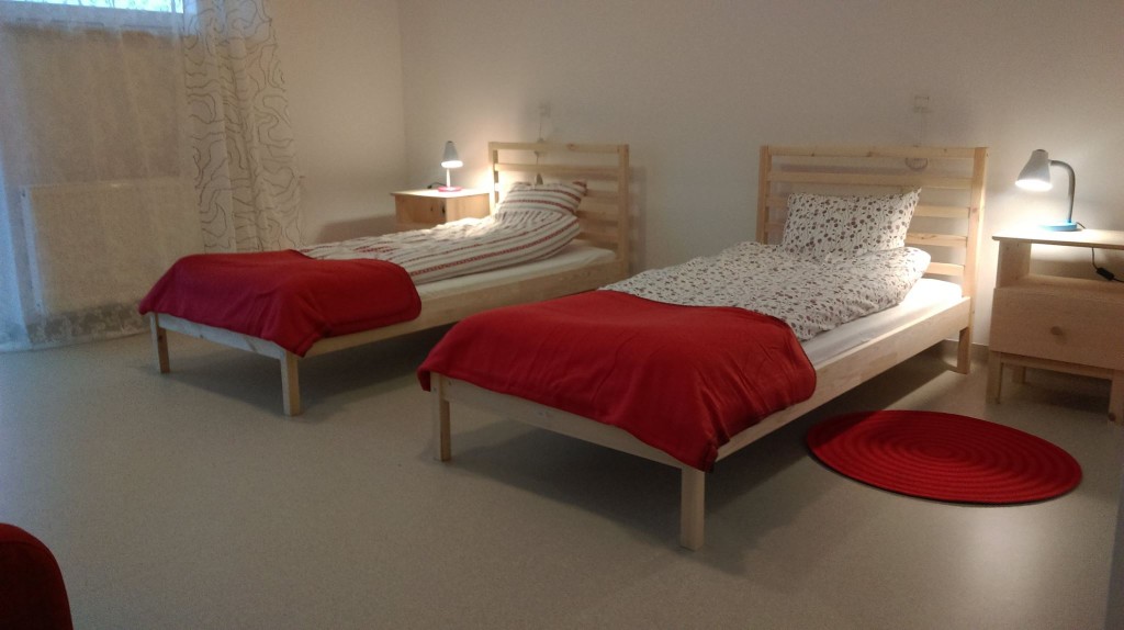 Pokoje w Domu Seniora „Anna" w Smulskiej są wygodne i przytulne - mieszkańcy ośrodka mogą czuć się w nich jak w domu