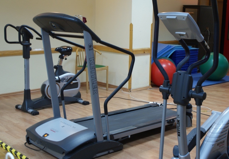 Dom Aktywnego Seniora „Tulipan” w Ustroniu dysponuje nowoczesnym sprzętem do rehabilitacji