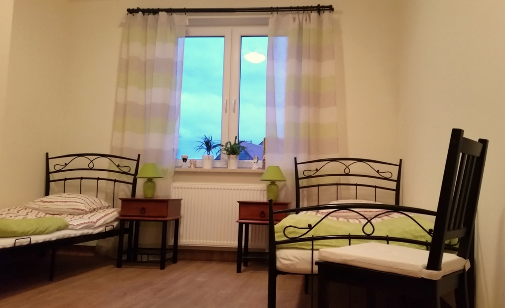 Pokój 2-osobowy Domu Opieki „Husaria” w Jaszczułtach