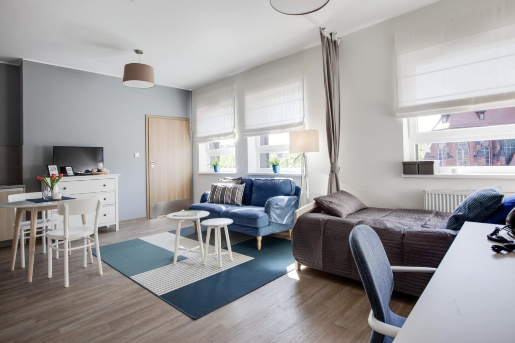 Mieszkańcy Domu Opieki „Rezydencja na Dyrekcyjnej" we Wrocławiu mają do dyspozycji komfortowe i nowocześnie wyposażone pokoje