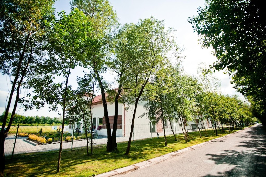 Dom Spokojnej Starości „Słoneczny Parasol” w Sulbinach leży na grodzonej działce, co wpływa na bezpieczeństwo mieszkańców