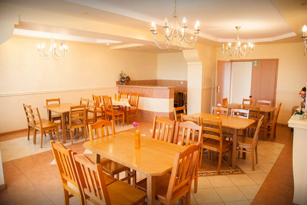 Dom Seniora CM w Marcinowicach dysponuje przestronną jadalnią