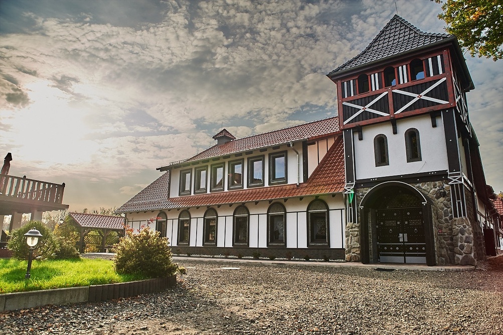 Rezydencje „Dwór Zawiszy” w Dylakach